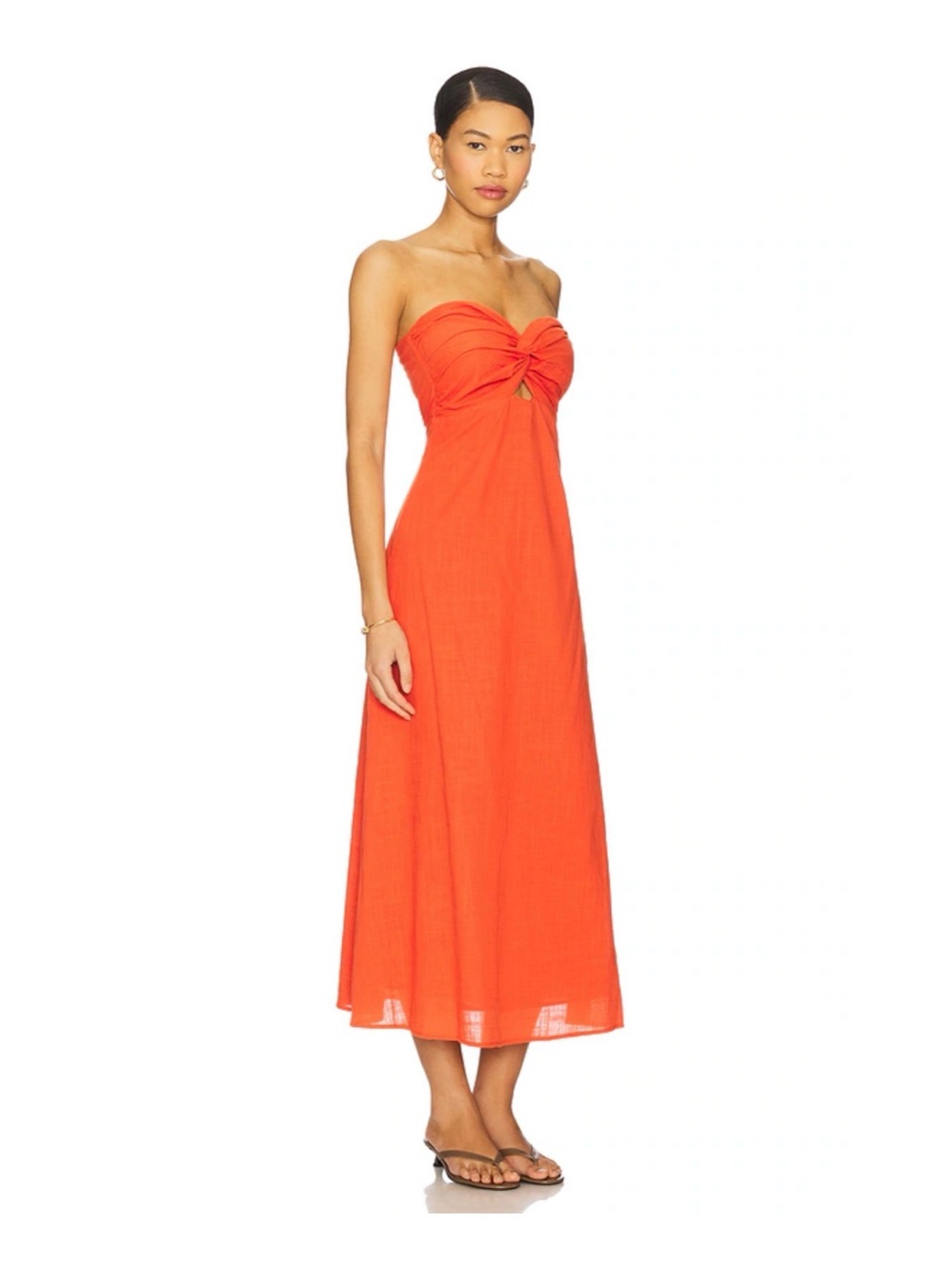 SNDYS x REVOLVE Lilly Dress
Strapless
Twist Front
Cotton
Orange Red
Lined
Small